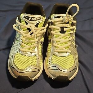 Asics Silver and Green Running Shoes